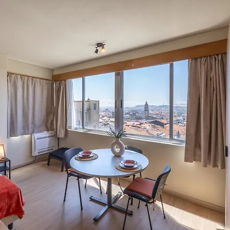 Velho - Skyline Apartment