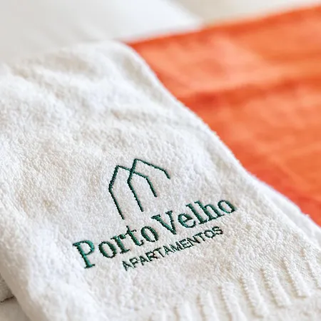 Velho - Skyline Apartment *