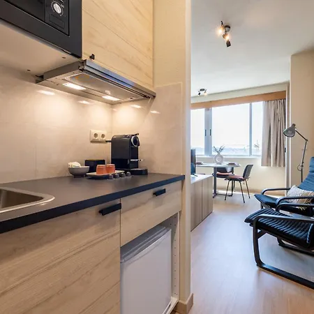 Velho - Skyline Apartment